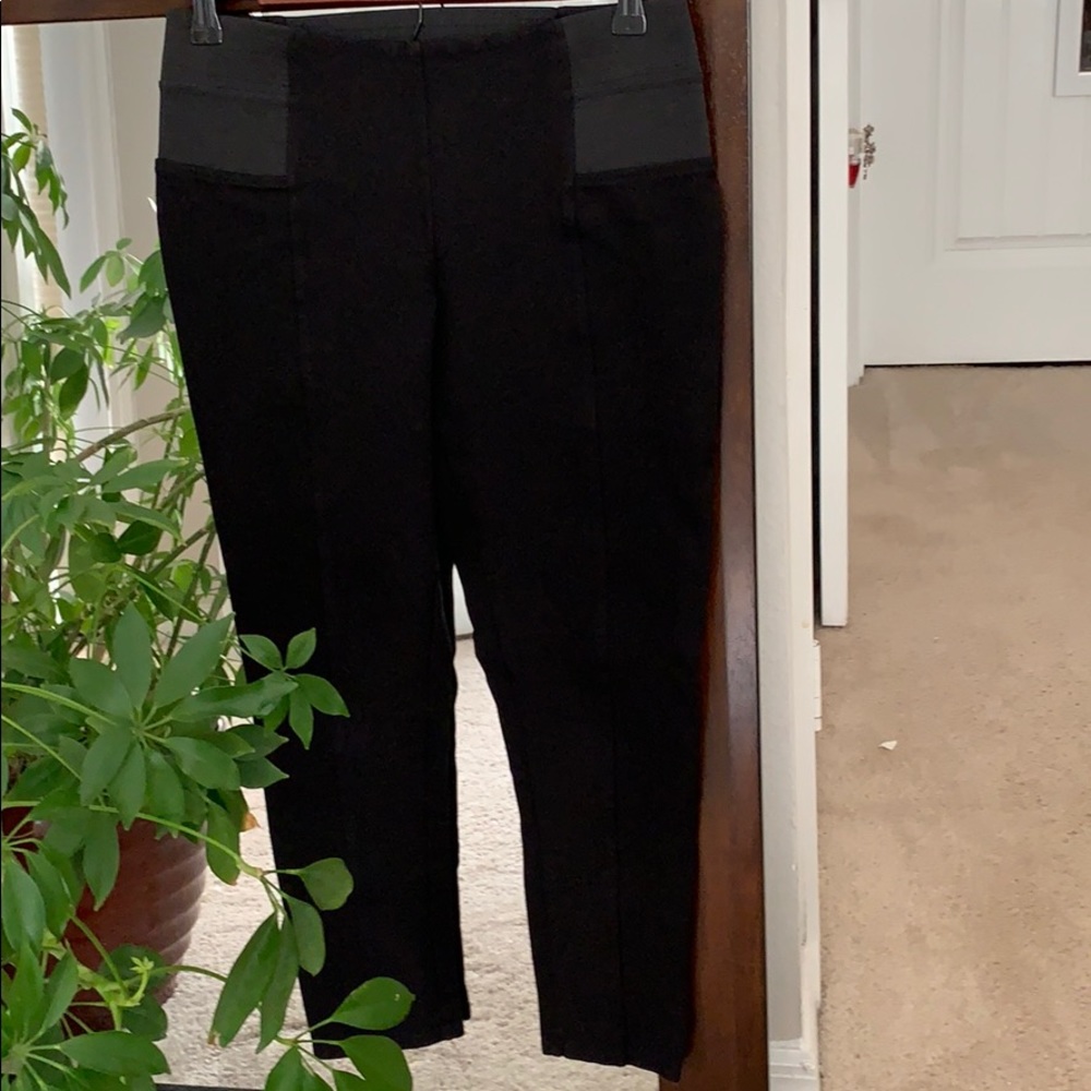 Vanna Trump leggings